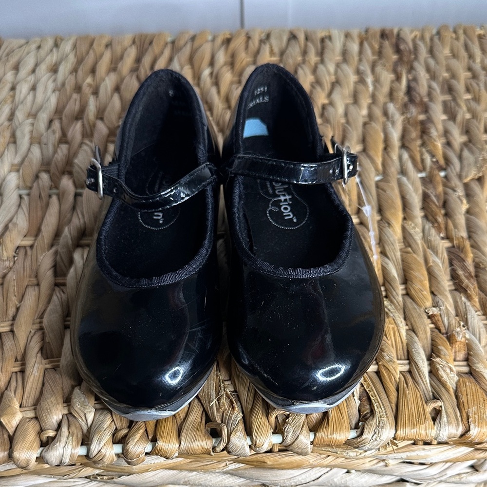 Revolution Shiny Black Kids tap‎ Shoes size 11.50